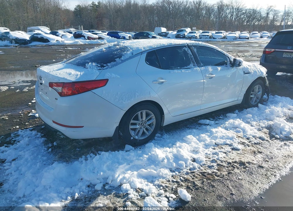2011 KIA OPTIMA LX VIN: KNAGM4A71B5147601