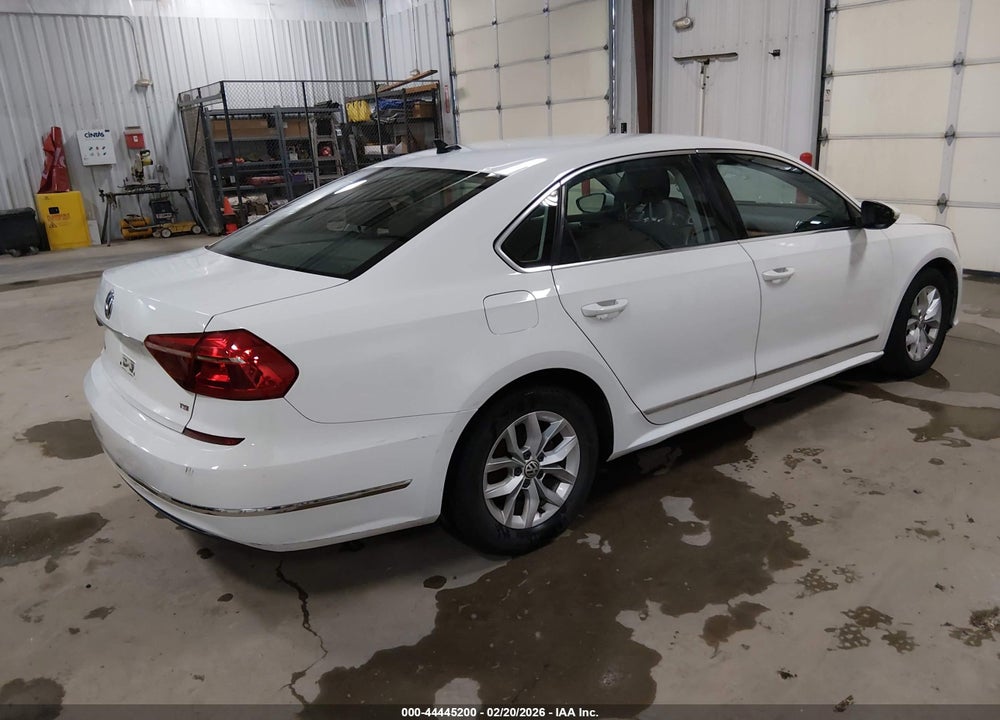 2017 VOLKSWAGEN PASSAT 1.8T S VIN: 1VWAT7A30HC003078