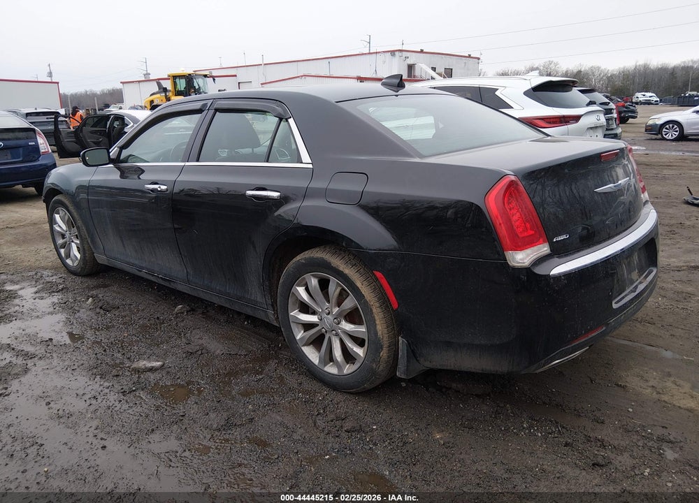2018 CHRYSLER 300 LIMITED AWD VIN: 2C3CCAKG9JH268180