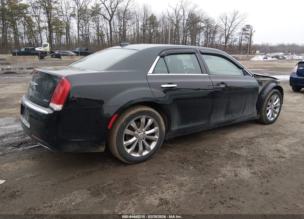 2018 CHRYSLER 300 LIMITED AWD VIN: 2C3CCAKG9JH268180
