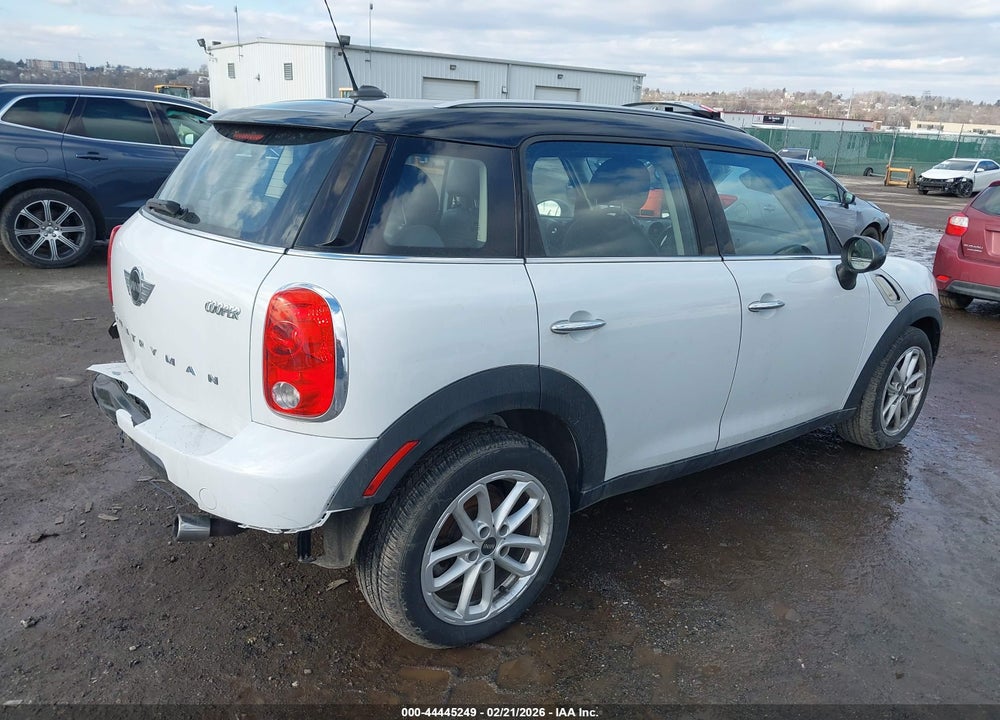2016 MINI COUNTRYMAN COOPER VIN: WMWZB3C51GWR46980