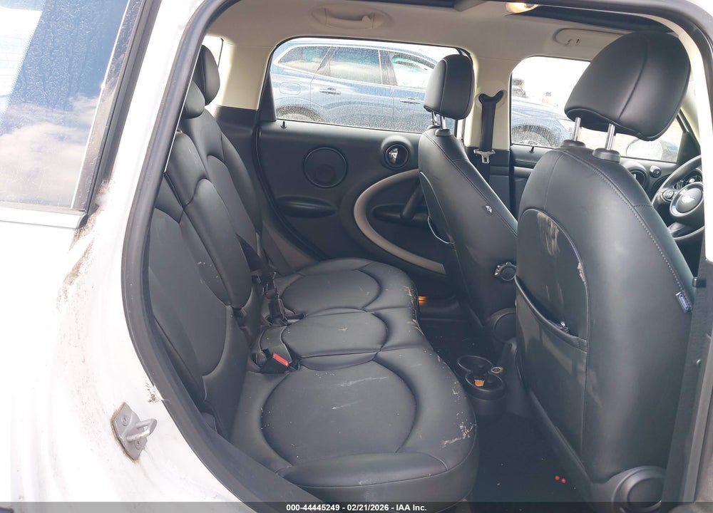 2016 MINI COUNTRYMAN COOPER VIN: WMWZB3C51GWR46980