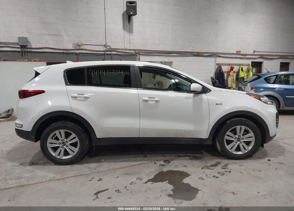 2019 KIA SPORTAGE LX VIN: KNDPMCAC4K7499179