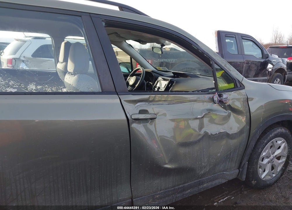 2019 SUBARU FORESTER VIN: JF2SKACC2KH504411