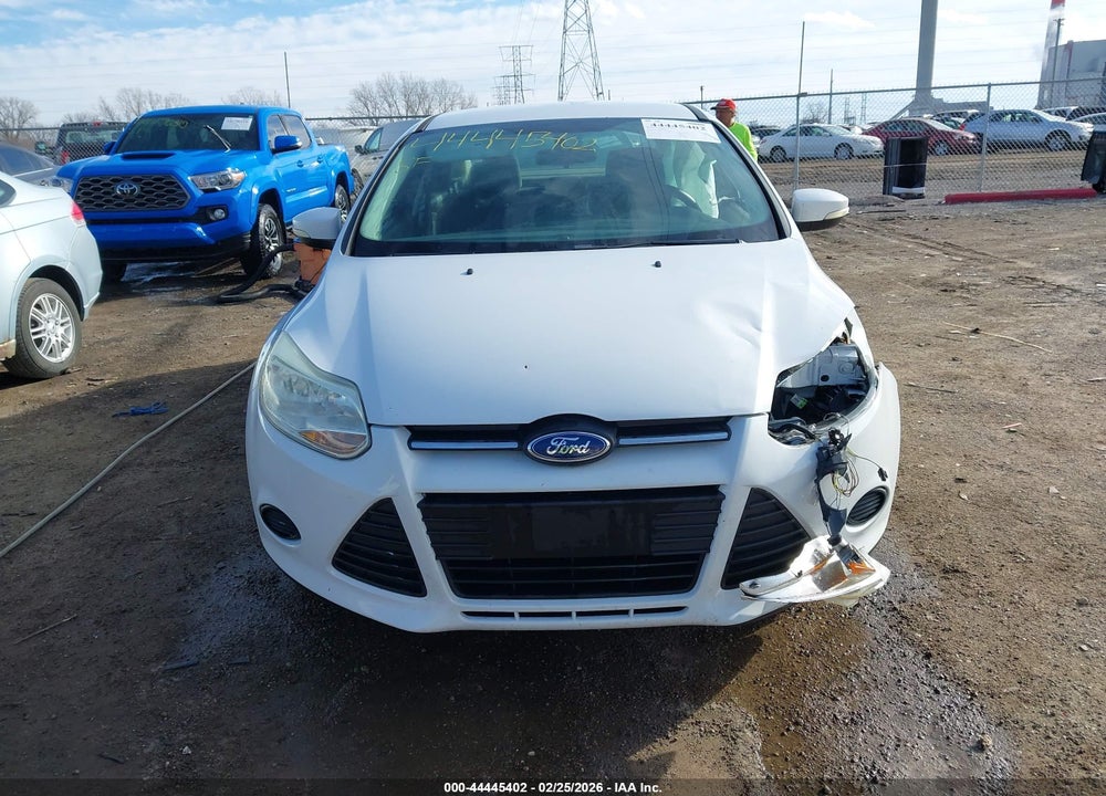2014 FORD FOCUS SE VIN: 1FADP3F20EL144988