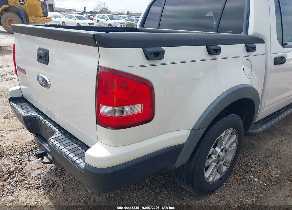 2008 FORD EXPLORER SPORT TRAC XLT VIN: 1FMEU31E58UB04361