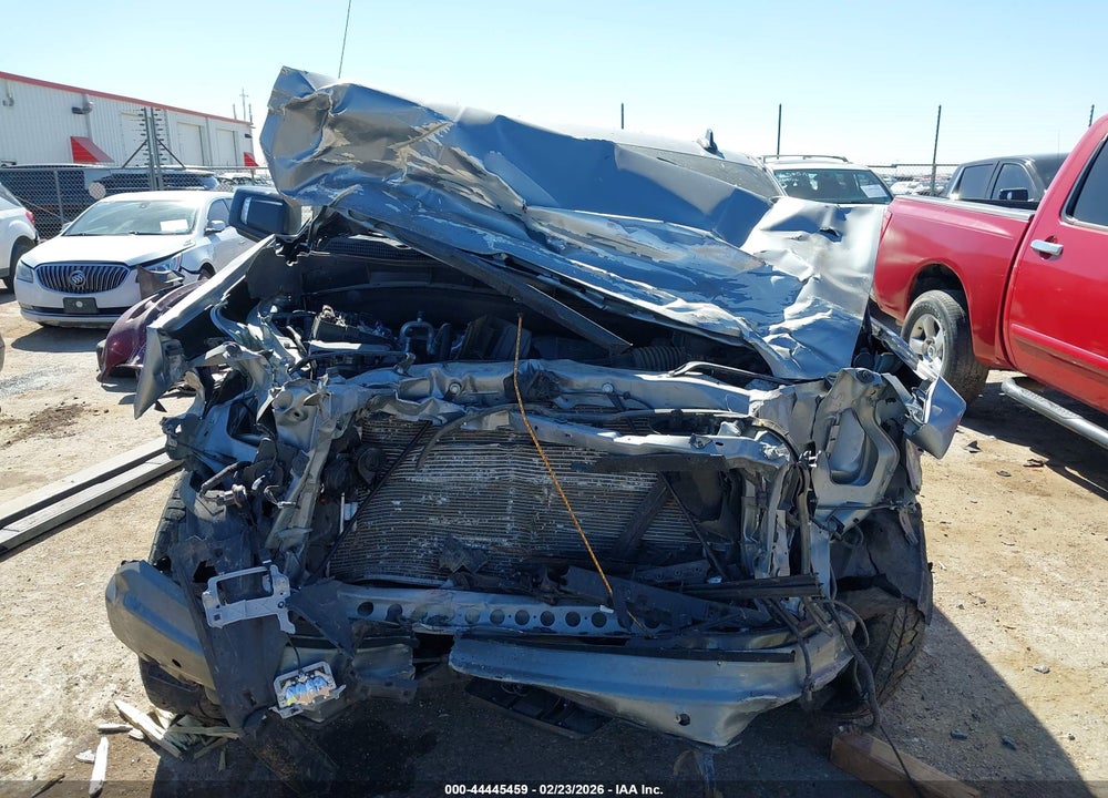 2024 GMC SIERRA 1500 4WD  SHORT BOX ELEVATION WITH 3SB VIN: 3GTUUCED5RG426181