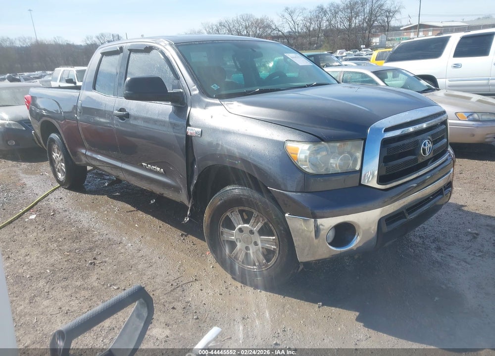 2011 TOYOTA TUNDRA GRADE 5.7L V8 VIN: 5TFRY5F19BX111847