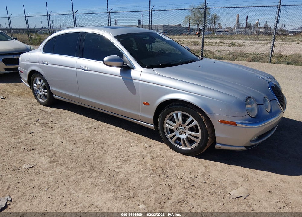 2004 JAGUAR S-TYPE 4.2L V8 VIN: SAJEA01U34HM97994