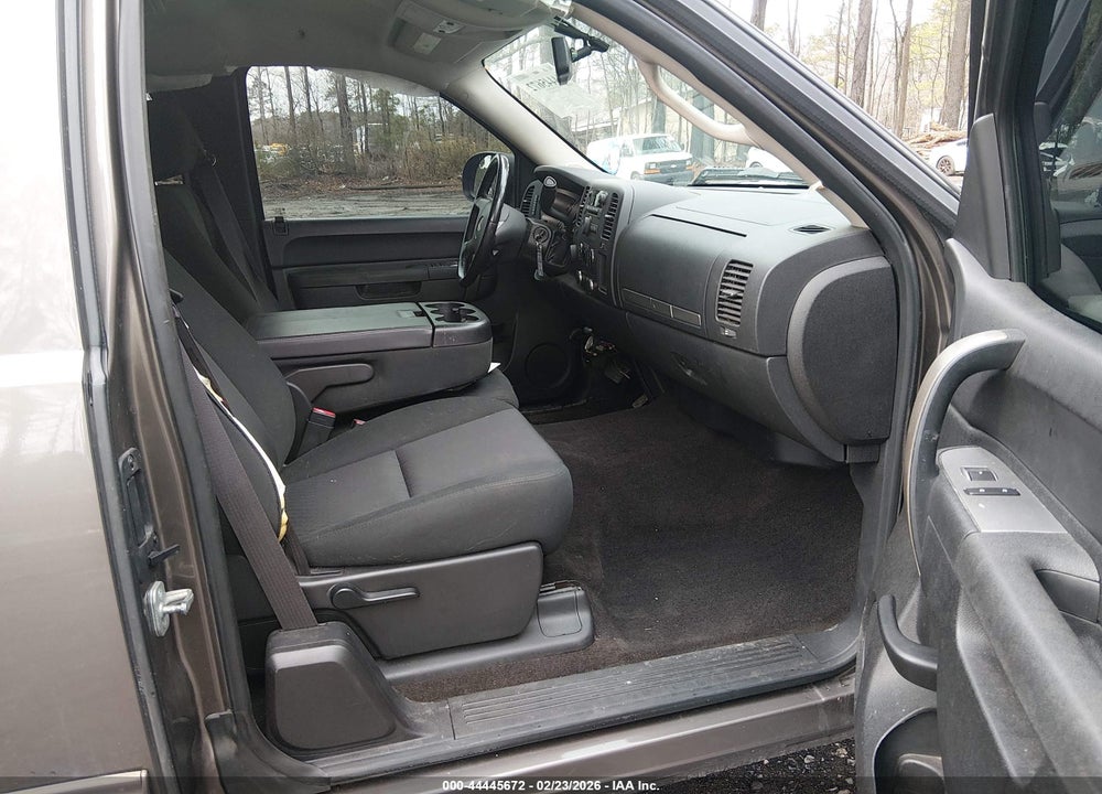 2013 CHEVROLET SILVERADO 1500 LT VIN: 1GCRKSE72DZ189643