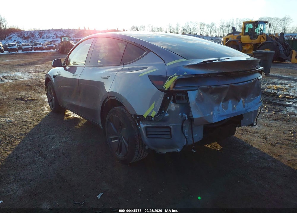 2026 TESLA MODEL Y VIN: 7SAYGDEE9TF450197