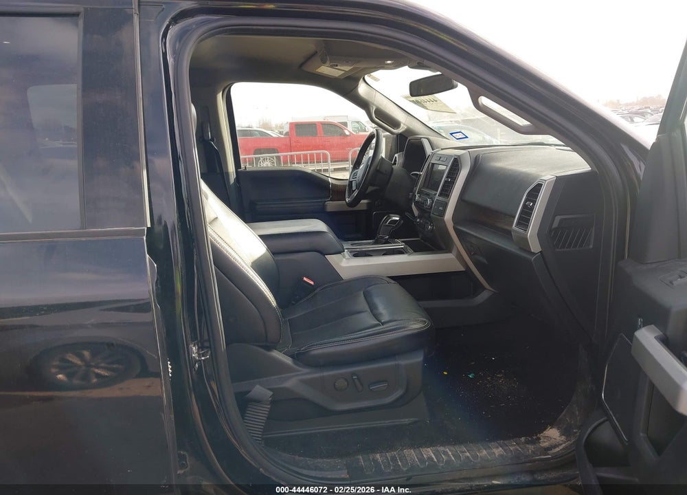2019 FORD F-150 LARIAT VIN: 1FTEW1E53KKE08563