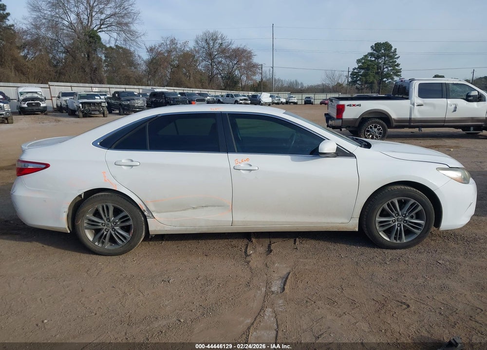 2015 TOYOTA CAMRY SE VIN: 4T1BF1FK5FU872631