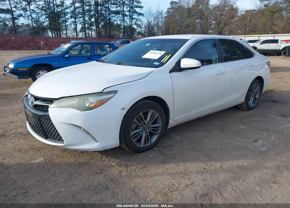 2015 TOYOTA CAMRY SE VIN: 4T1BF1FK5FU872631