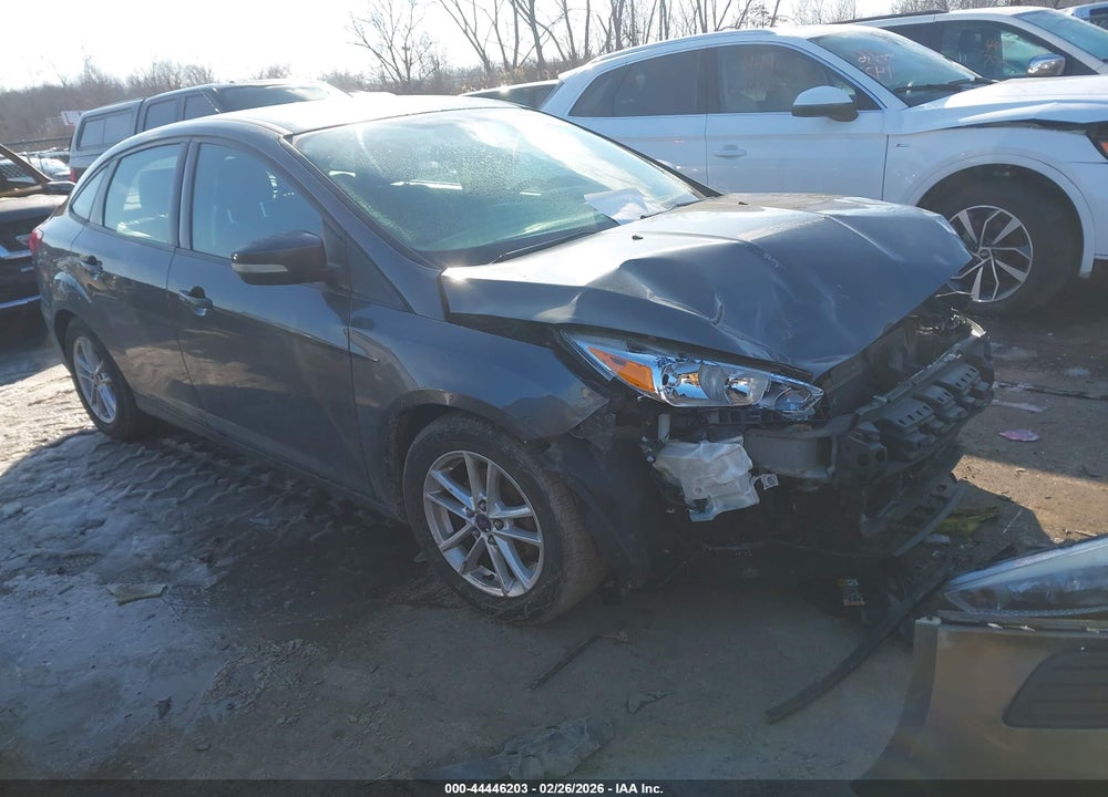 2016 FORD FOCUS SE VIN: 1FADP3F21GL202058