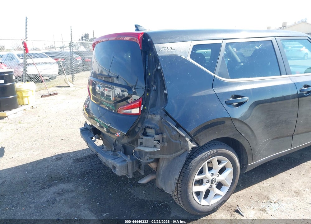 2021 KIA SOUL S VIN: KNDJ23AU0M7776238