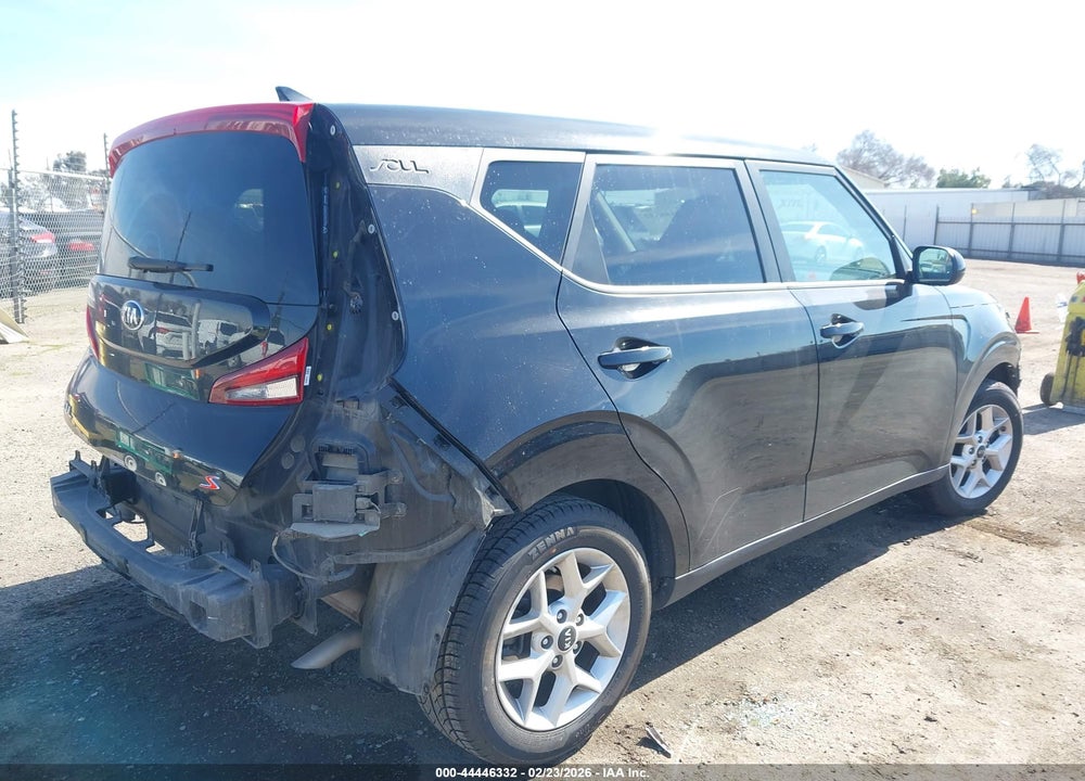 2021 KIA SOUL S VIN: KNDJ23AU0M7776238