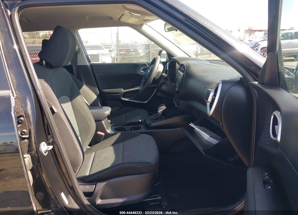 2021 KIA SOUL S VIN: KNDJ23AU0M7776238