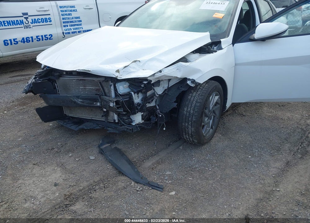 2024 HYUNDAI ELANTRA SEL VIN: KMHLM4DG2RU663913
