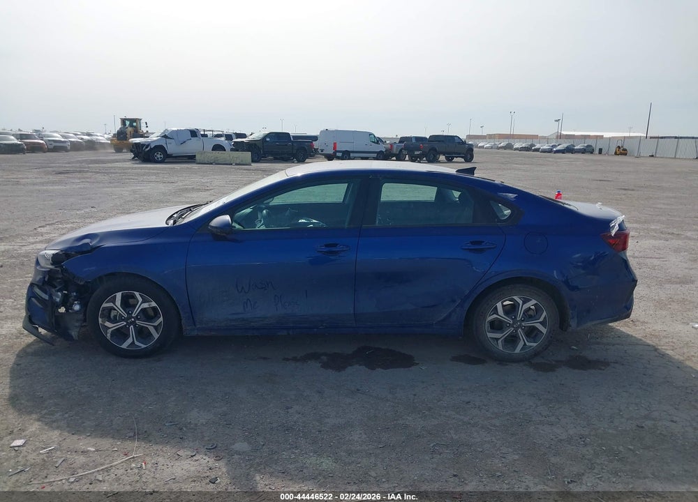 2021 KIA FORTE LXS VIN: 3KPF24AD6ME330171