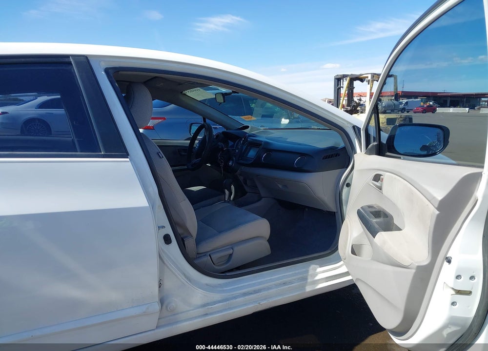 2011 HONDA INSIGHT EX VIN: JHMZE2H75BS011930