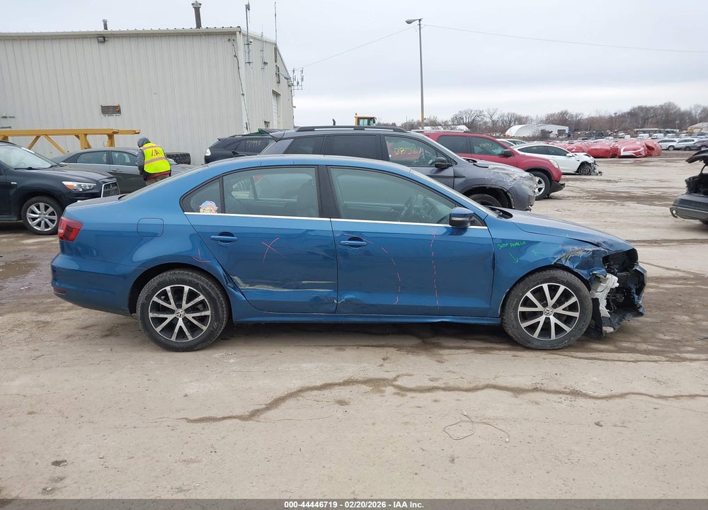 2017 VOLKSWAGEN JETTA 1.4T SE VIN: 3VWDB7AJ3HM227443