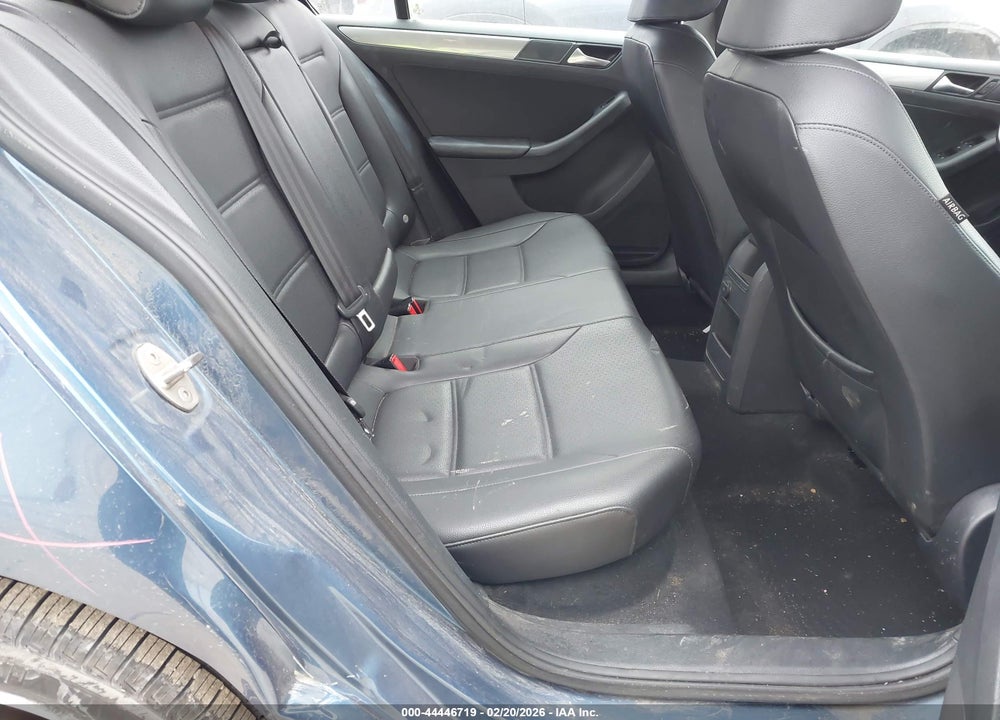 2017 VOLKSWAGEN JETTA 1.4T SE VIN: 3VWDB7AJ3HM227443