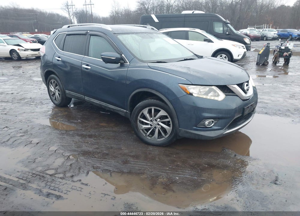 2015 NISSAN ROGUE SL VIN: 5N1AT2MV2FC815896