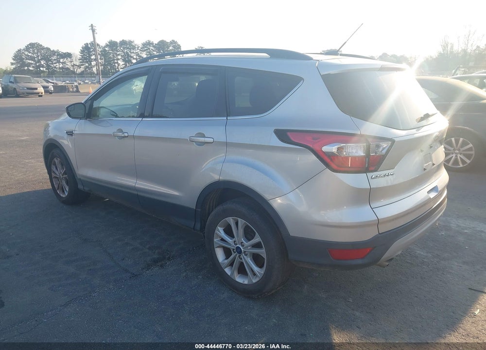 2018 FORD ESCAPE SE VIN: 1FMCU0GD7JUC49377