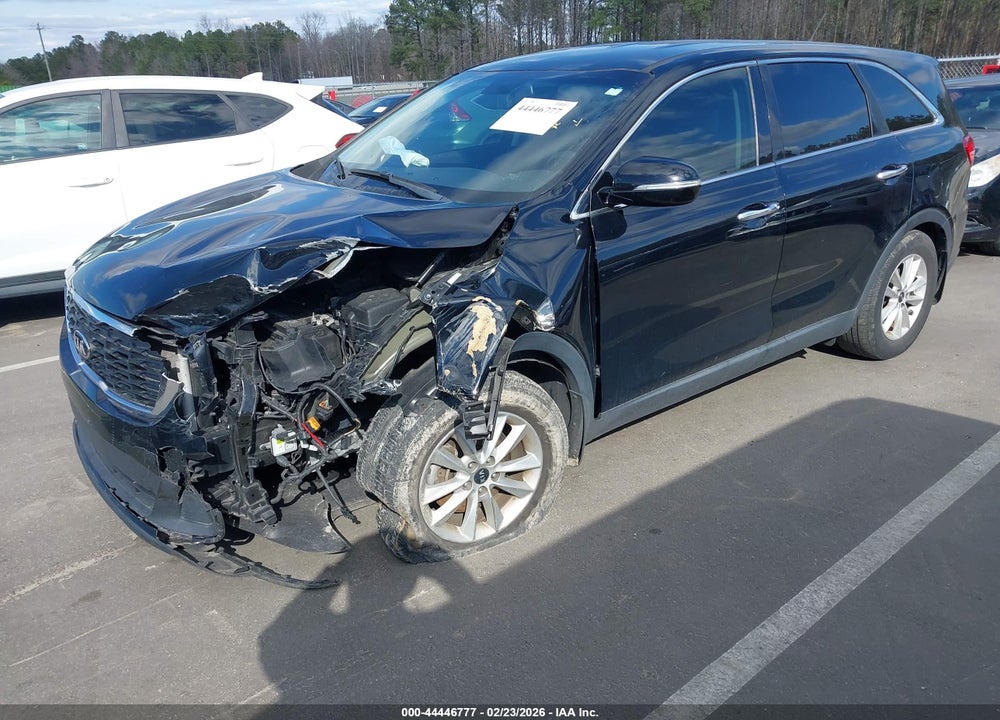 2020 KIA SORENTO 2.4L LX VIN: 5XYPG4A38LG642653