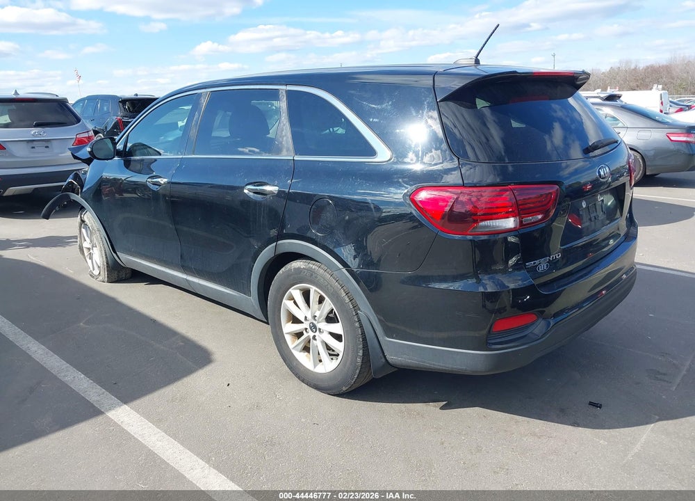 2020 KIA SORENTO 2.4L LX VIN: 5XYPG4A38LG642653