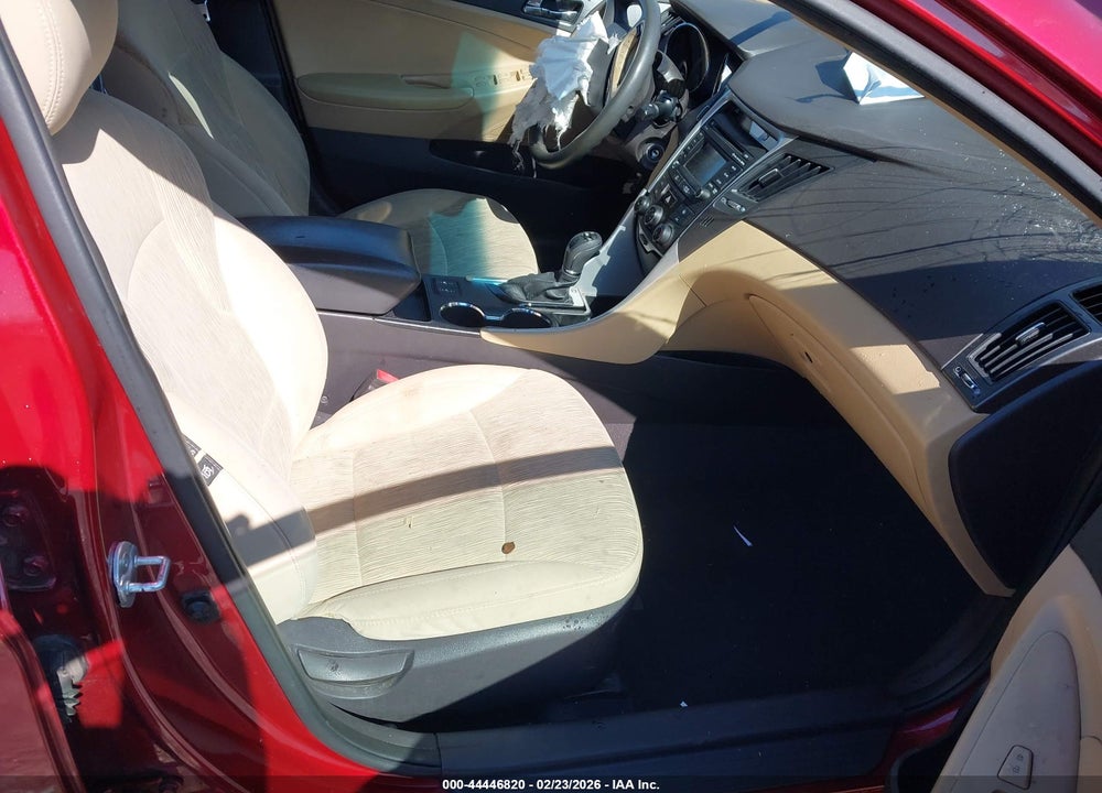 2014 HYUNDAI SONATA GLS VIN: 5NPEB4AC4EH948279