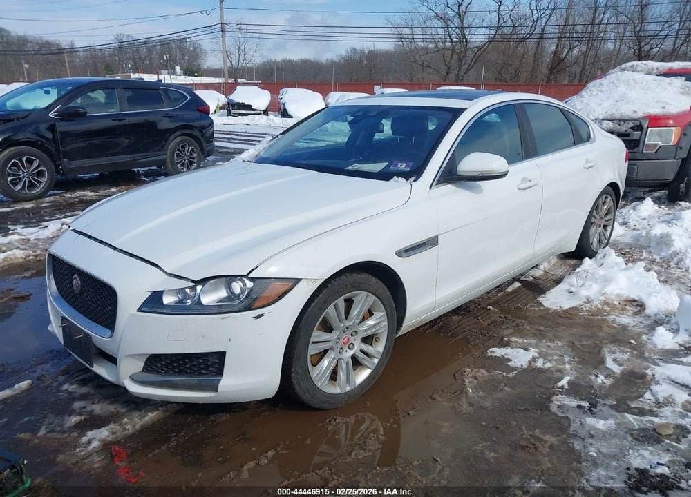 2016 JAGUAR XF 35T PREMIUM VIN: SAJBD4BV2GCY06638