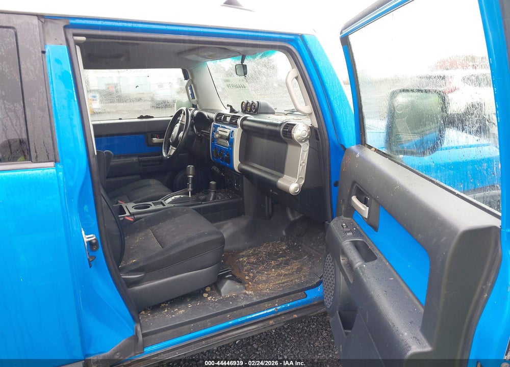 2007 TOYOTA FJ CRUISER VIN: JTEBU11F170086916