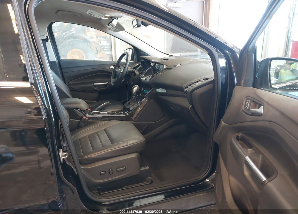 2016 FORD ESCAPE TITANIUM VIN: 1FMCU9J99GUC42206