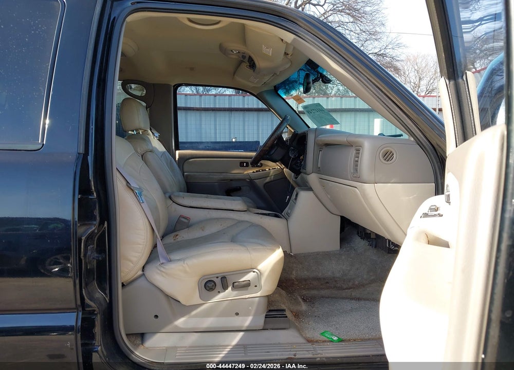 2000 GMC YUKON SLT VIN: 1GKEC13T3YJ203192