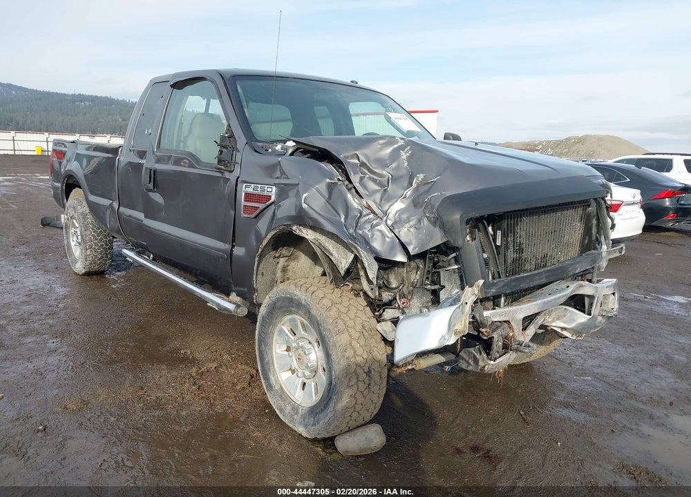 2008 FORD F-250 XLT VIN: 1FTSX21R88EC23981
