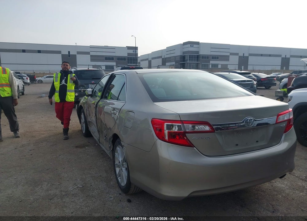 2013 TOYOTA CAMRY XLE VIN: 4T4BF1FK7DR324133