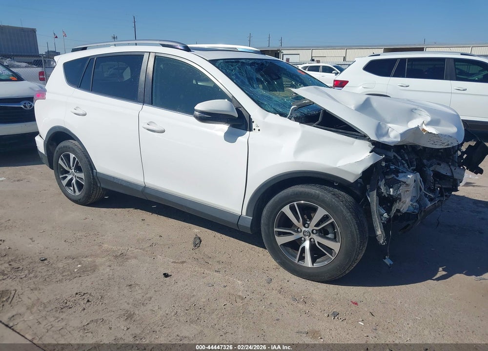 2018 TOYOTA RAV4 XLE VIN: JTMWFREV7JJ167694