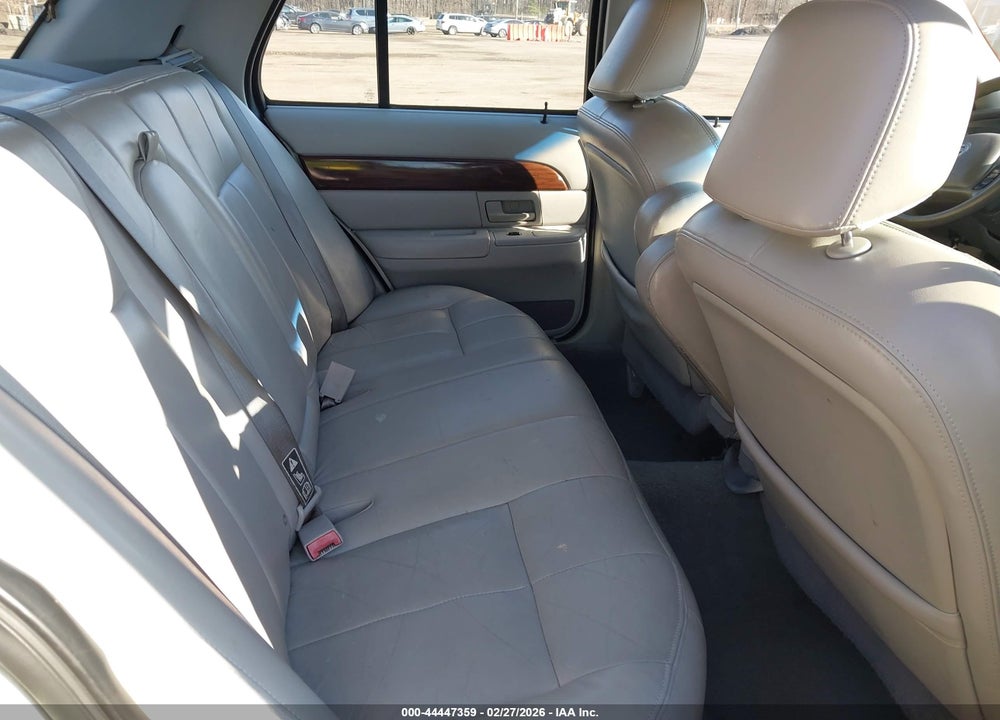 2003 MERCURY GRAND MARQUIS GS VIN: 2MEFM74W23X633108
