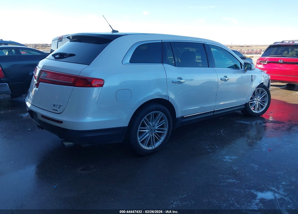 2015 LINCOLN MKT ECOBOOST VIN: 2LMHJ5AT3FBL04260