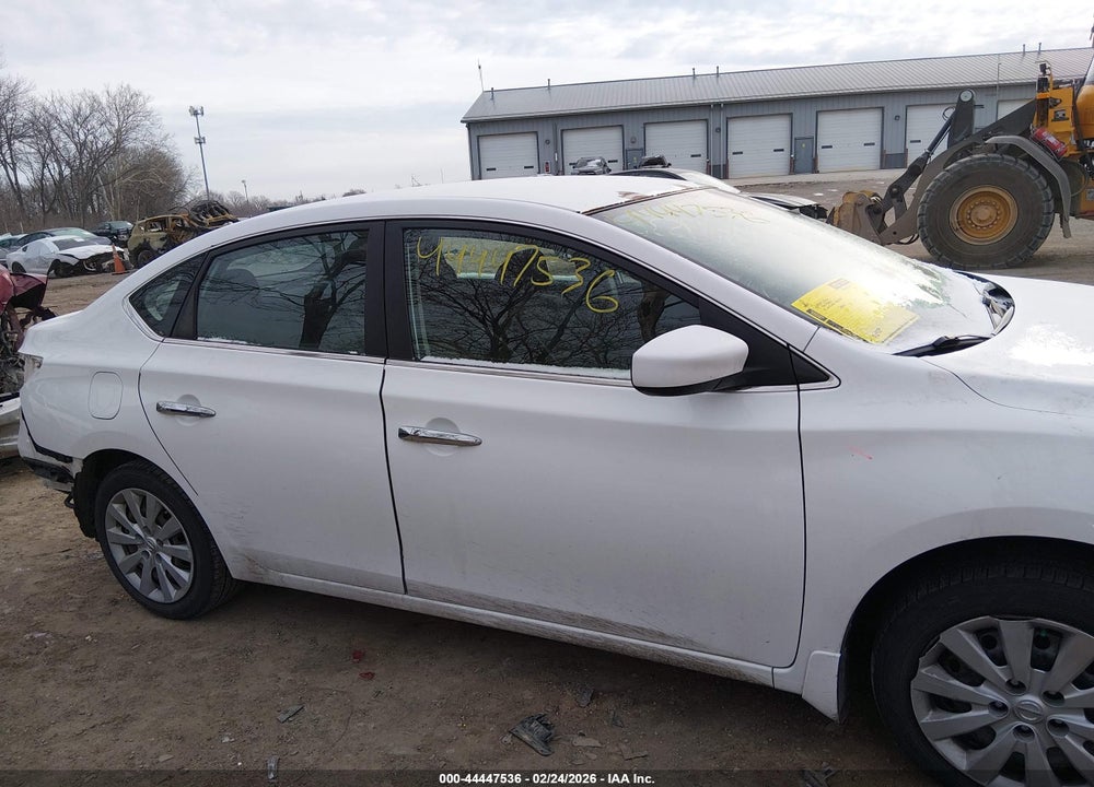 2015 NISSAN SENTRA S VIN: 3N1AB7AP4FY317557