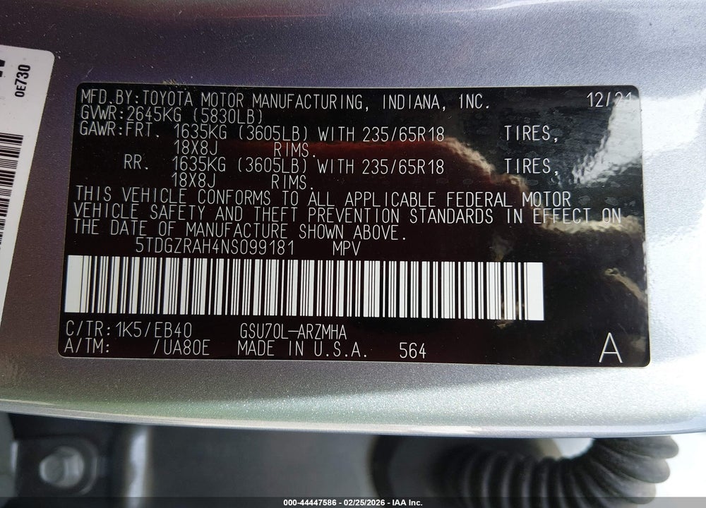 2022 TOYOTA HIGHLANDER XLE VIN: 5TDGZRAH4NS099181