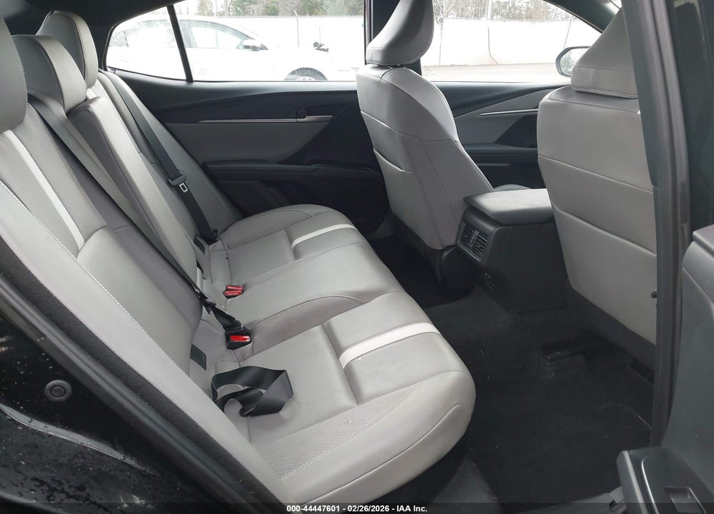 2025 TOYOTA CAMRY SE VIN: 4T1DAACK1SU037082