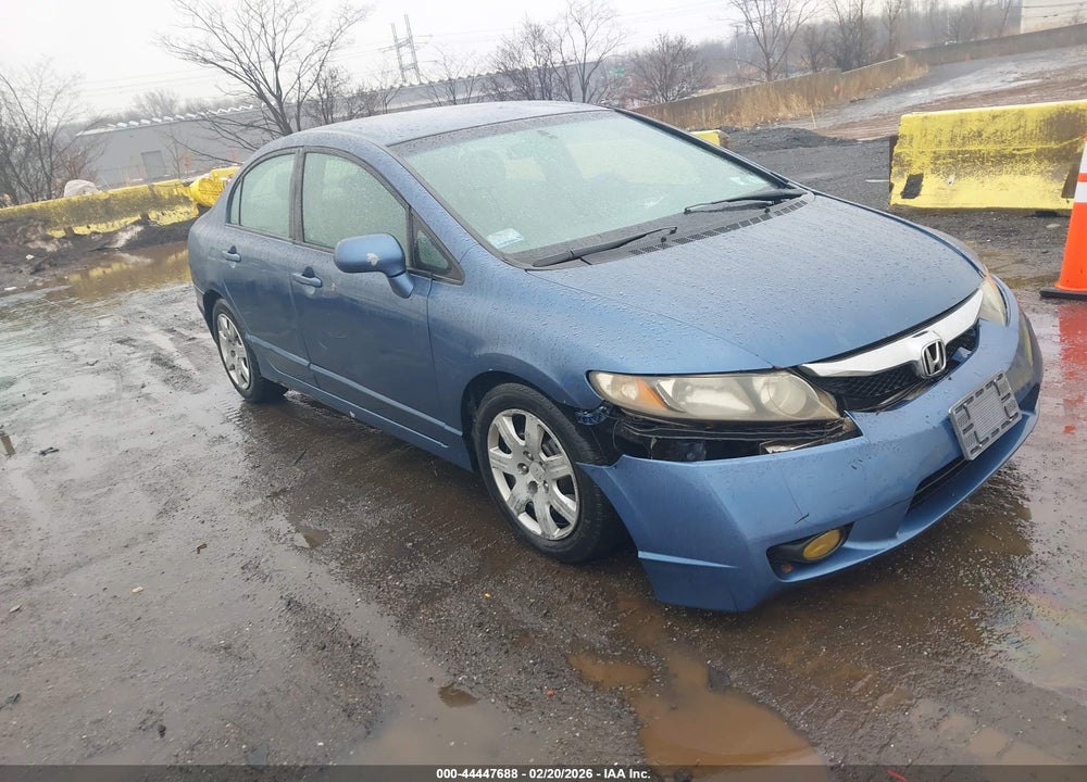 2011 HONDA CIVIC LX VIN: 2HGFA1F5XBH513577
