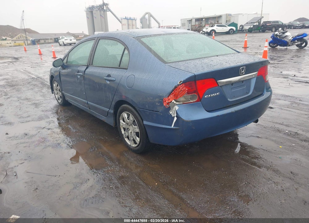 2011 HONDA CIVIC LX VIN: 2HGFA1F5XBH513577