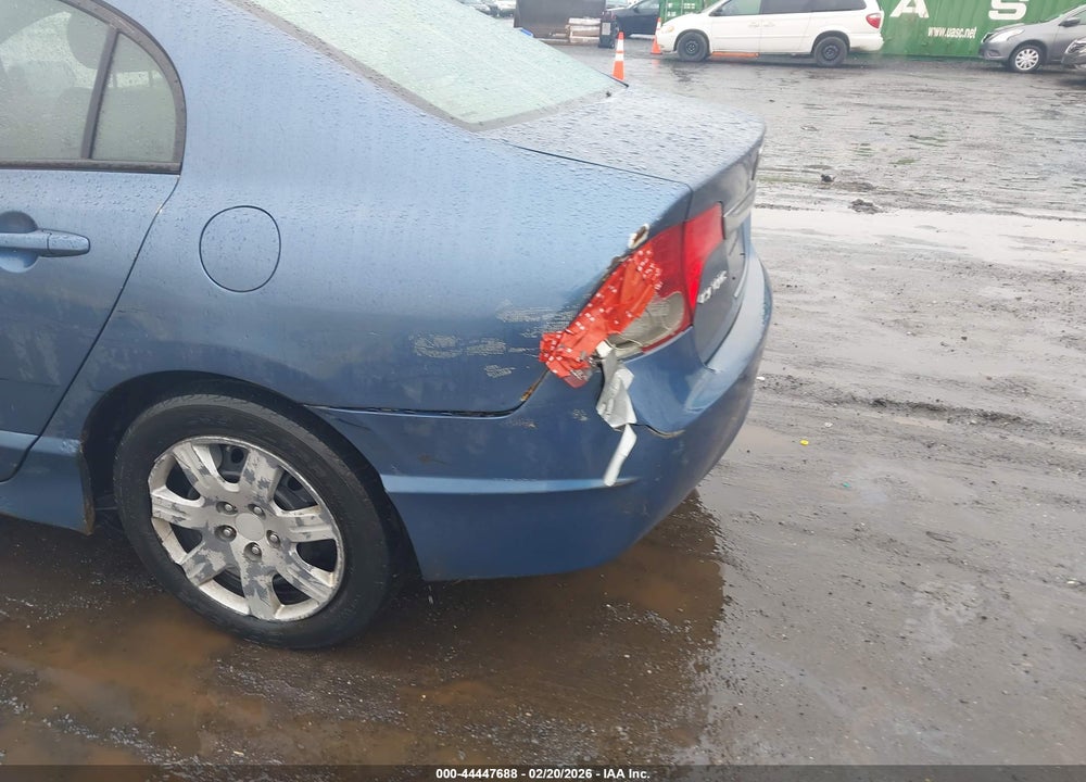 2011 HONDA CIVIC LX VIN: 2HGFA1F5XBH513577