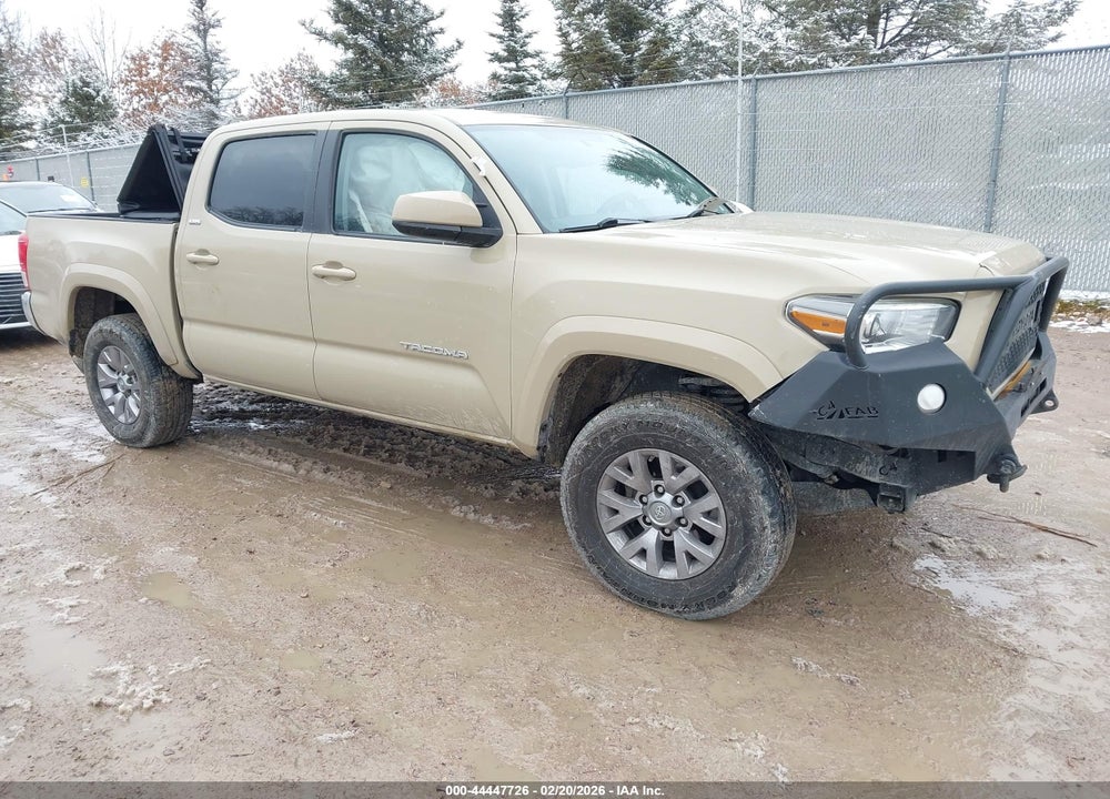 2017 TOYOTA TACOMA SR5 V6 VIN: 3TMCZ5AN3HM113573