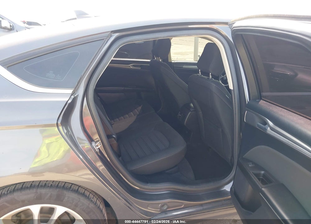 2020 FORD FUSION SE VIN: 3FA6P0HD1LR148312
