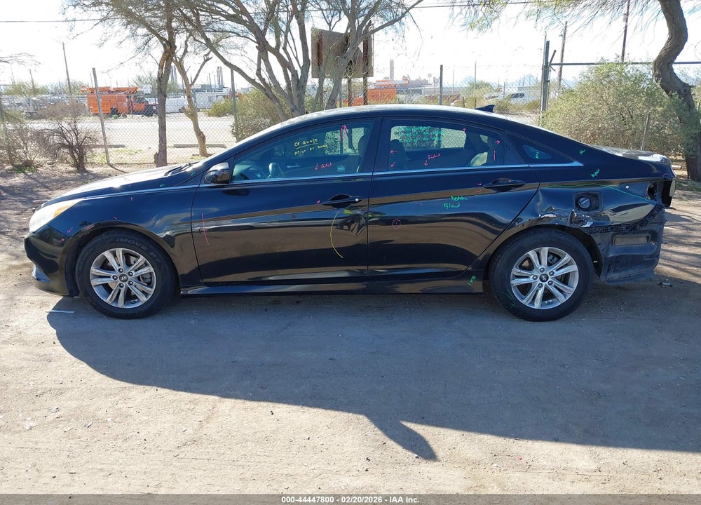 2014 HYUNDAI SONATA GLS VIN: 5NPEB4AC9EH870761